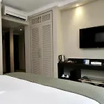 Resa فندق *