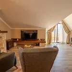 Resa فندق