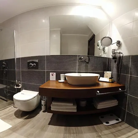 Resa Otel *