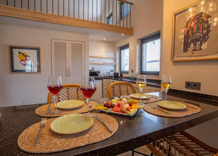 מלון Resa גוג'ק